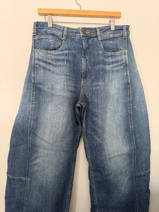 Pilcro Denim - Pilcro Cropped Barrel Leg Jean
